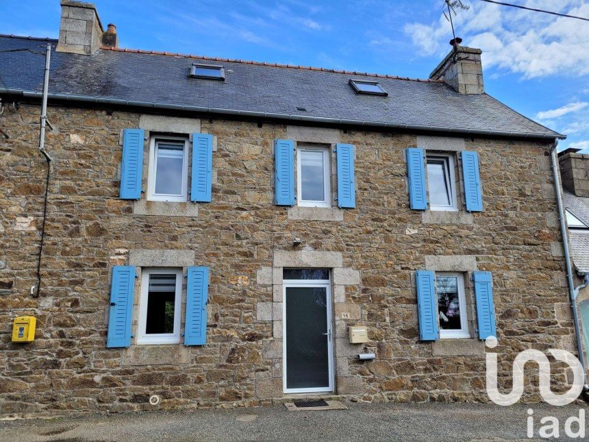 House 4 rooms of 102 m² in Lannion (22300)