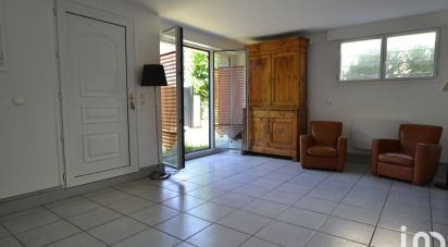 House 6 rooms of 154 m² in L'Haÿ-les-Roses (94240)