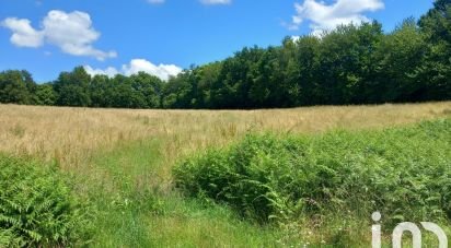 Land of 2,700 m² in Saint-Yrieix-la-Perche (87500)