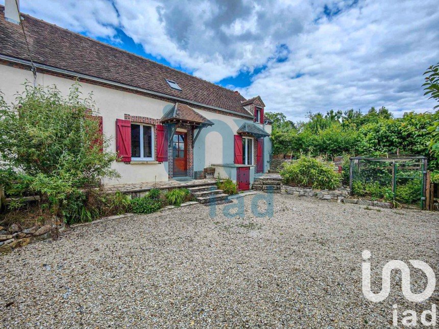 Village house 4 rooms of 112 m² in Thorigny-sur-Oreuse (89260)