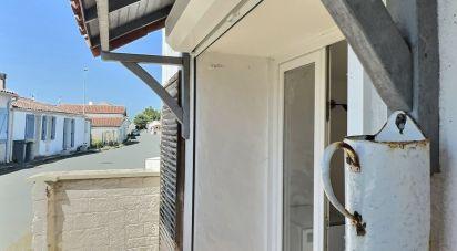 Maison de village 4 pièces de 88 m² à Saint-Laurent-de-la-Prée (17450)