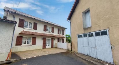 Maison 8 pièces de 183 m² à Lussac-les-Châteaux (86320)