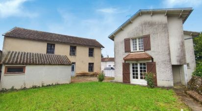 Maison 8 pièces de 183 m² à Lussac-les-Châteaux (86320)