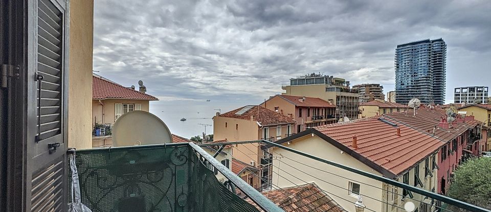 Appartement 3 pièces de 45 m² à Roquebrune-Cap-Martin (06190)