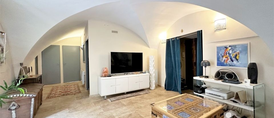 Appartement 3 pièces de 90 m² à Uzès (30700)