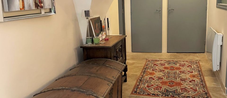 Appartement 3 pièces de 90 m² à Uzès (30700)