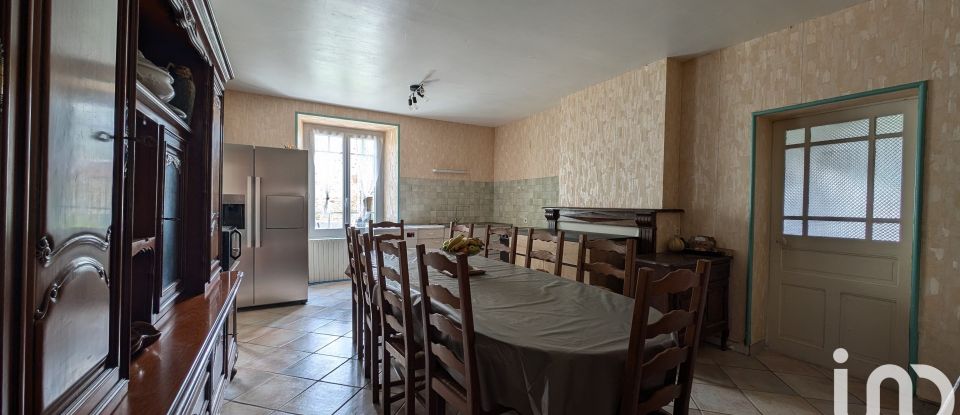 Village house 10 rooms of 280 m² in Berneuil (87300)