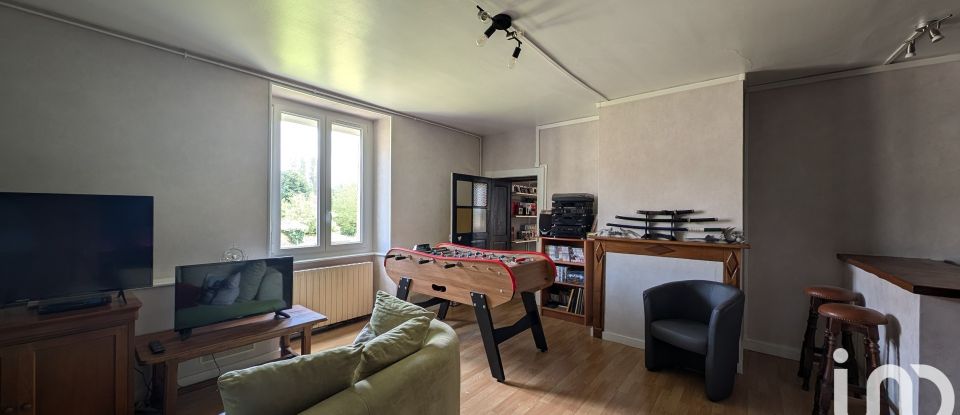 Village house 10 rooms of 280 m² in Berneuil (87300)