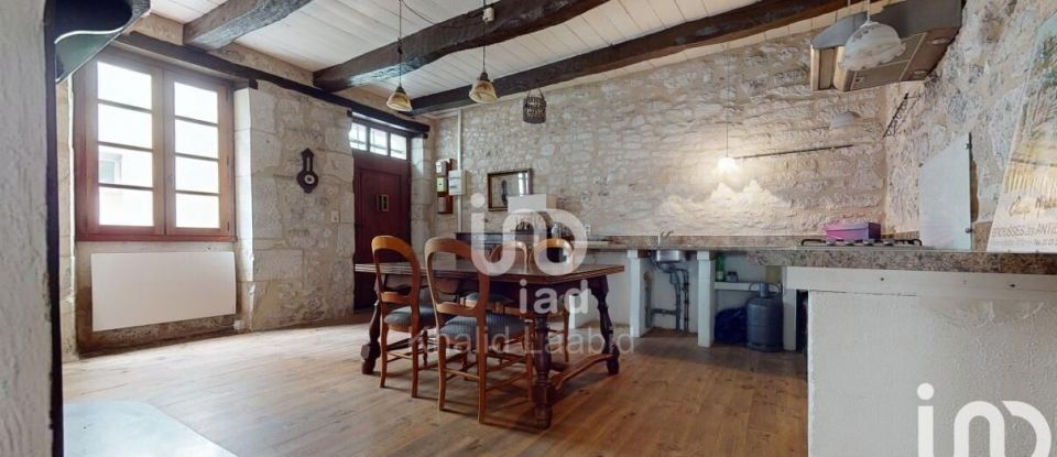 Village house 4 rooms of 99 m² in Puylaroque (82240)