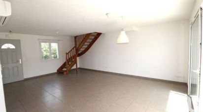 House 4 rooms of 98 m² in Vedène (84270)