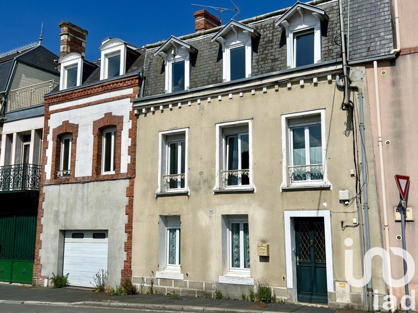 Maison de ville 8 pièces de 183 m² à Saint-Lô (50000)