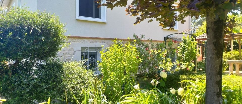 Maison 8 pièces de 161 m² à Colayrac-Saint-Cirq (47450)