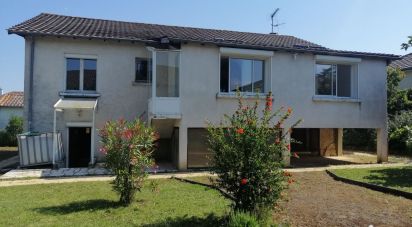 House 5 rooms of 107 m² in Buxerolles (86180)