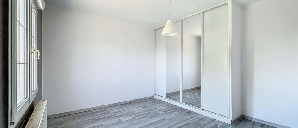 Maison 7 pièces de 190 m² à Champigny (51370)