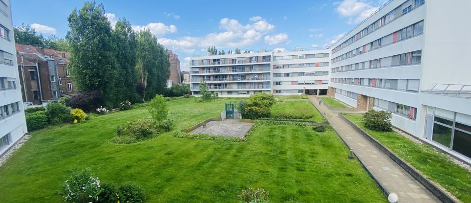 Appartement 4 pièces de 68 m² à Lille (59000)