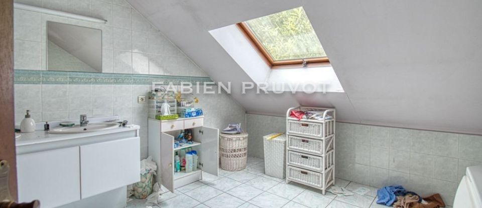 House 6 rooms of 155 m² in Argenteuil (95100)