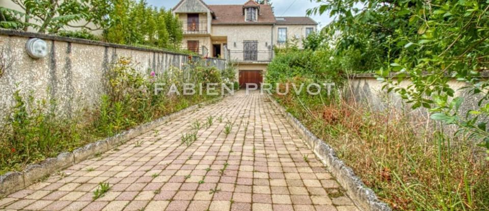 House 6 rooms of 155 m² in Argenteuil (95100)