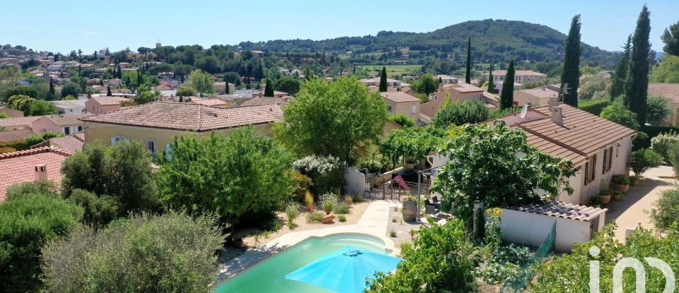 Maison de campagne 4 pièces de 100 m² à Le Beausset (83330)