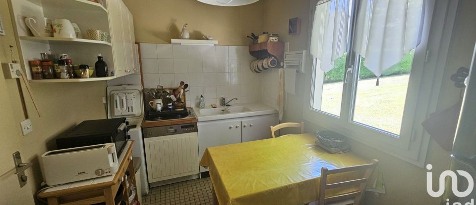 House 3 rooms of 101 m² in Oulches (36800)