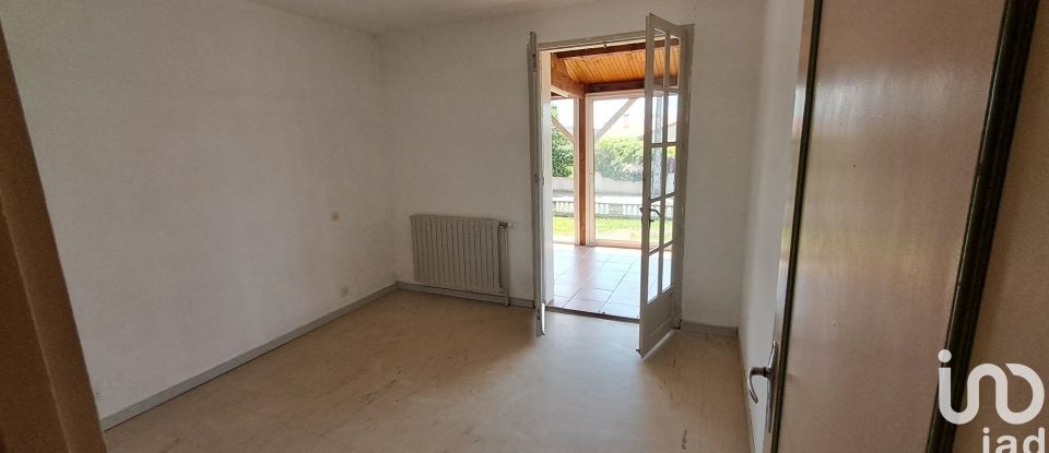 Maison de village 4 pièces de 113 m² à Saint-Jouin-de-Marnes (79600)