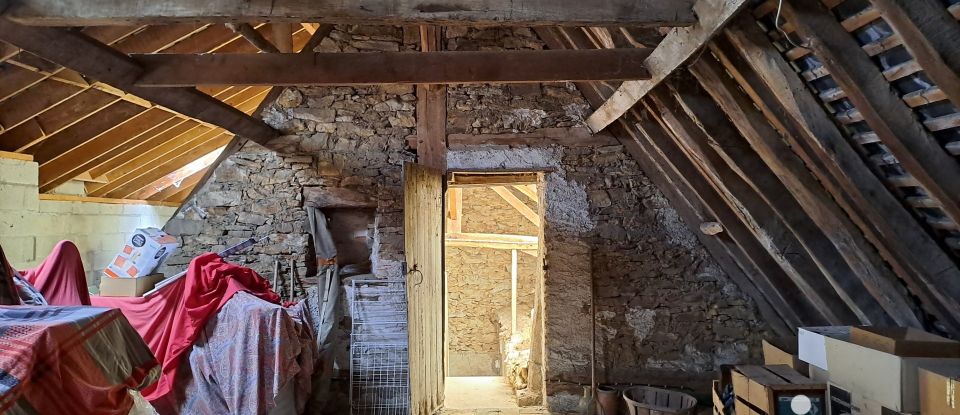 Village house 5 rooms of 137 m² in Loireauxence (44370)