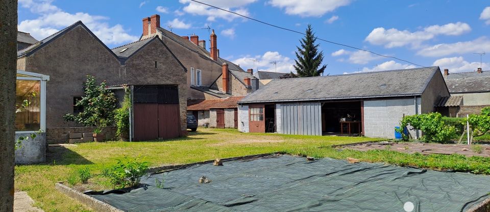 Village house 5 rooms of 137 m² in Loireauxence (44370)