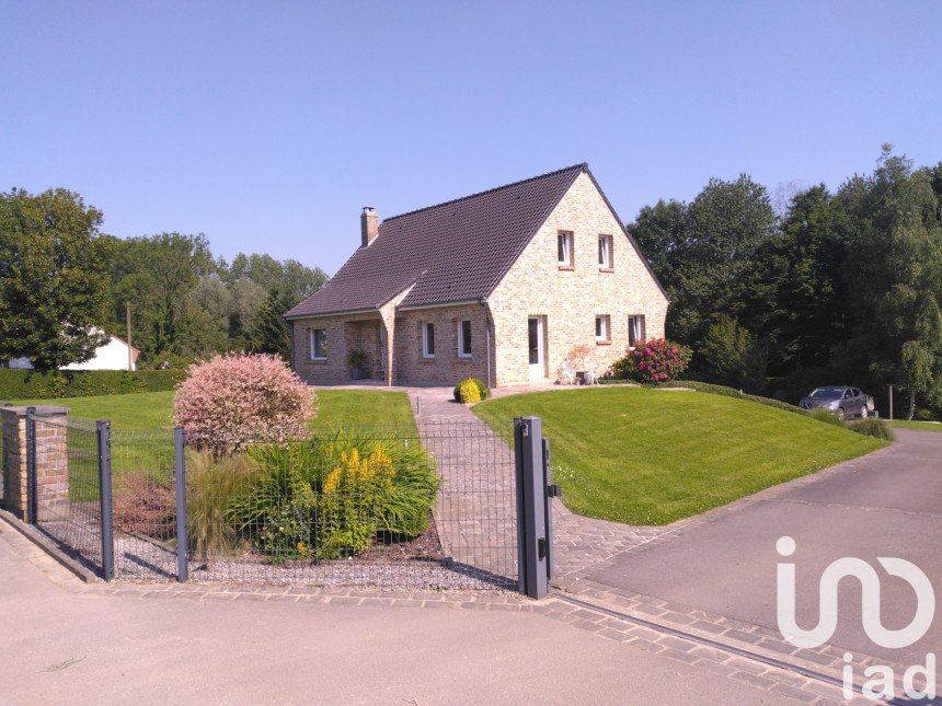 Traditional house 6 rooms of 145 m² in Thiembronne (62560)