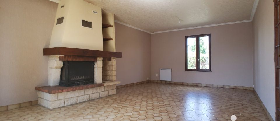 House 5 rooms of 94 m² in Vibraye (72320)