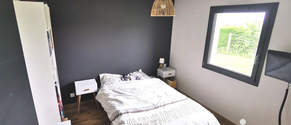 Maison 5 pièces de 110 m² à Saint-Cyr (07430)