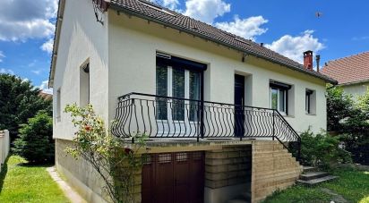 House 6 rooms of 117 m² in Chelles (77500)