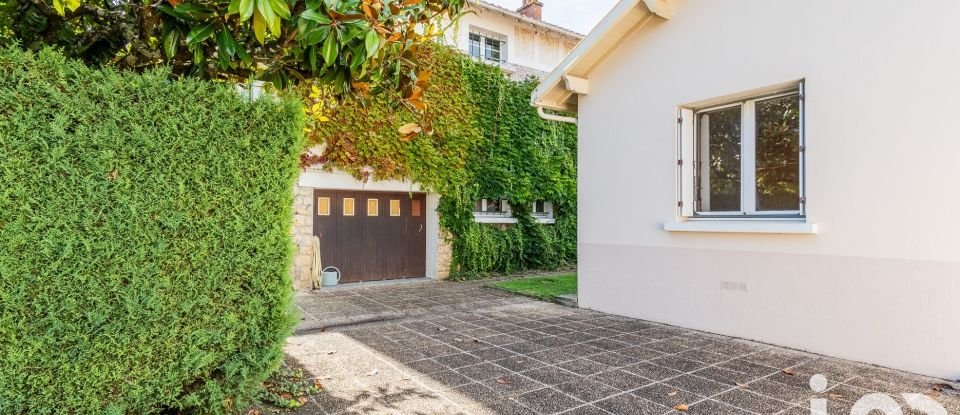 Maison 6 pièces de 200 m² à Mussidan (24400)