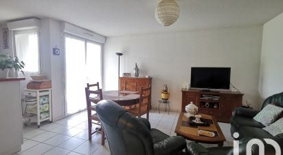 Apartment 3 rooms of 54 m² in Loudéac (22600)