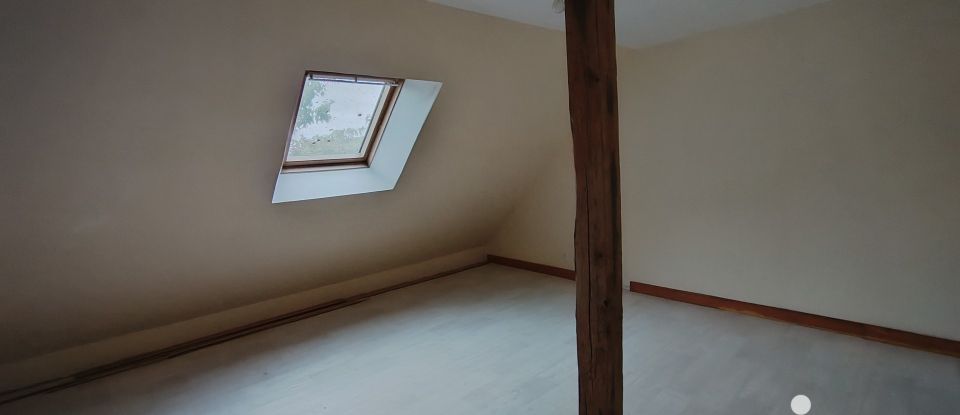 Village house 4 rooms of 100 m² in La Croix-du-Perche (28480)