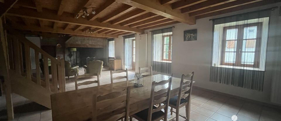 Traditional house 5 rooms of 172 m² in Thélis-la-Combe (42220)