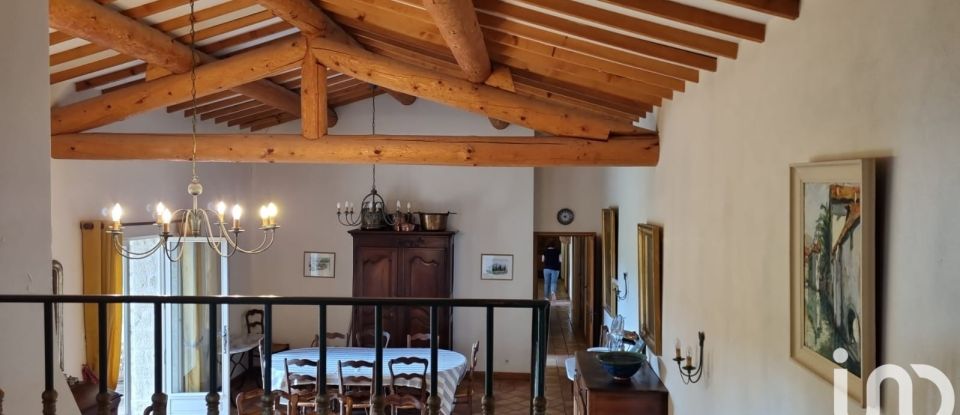 House 10 rooms of 303 m² in Vaison-la-Romaine (84110)