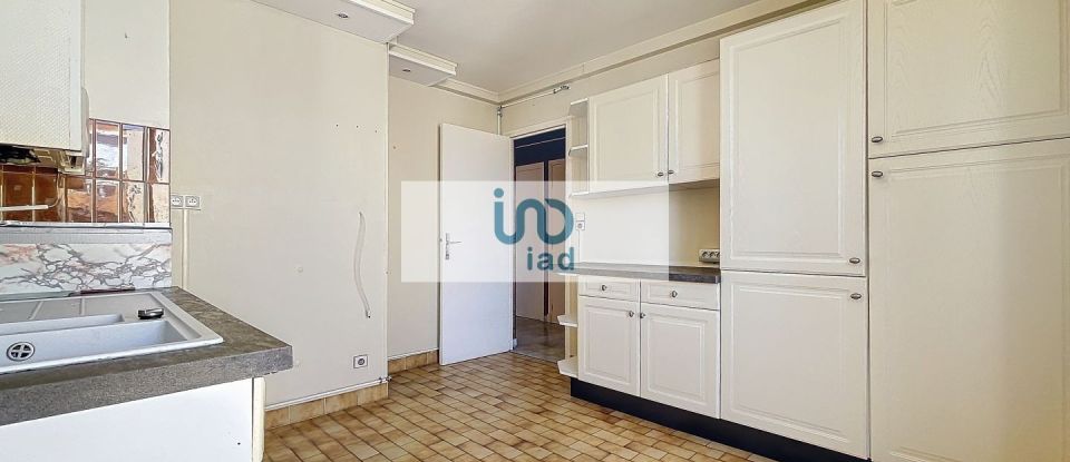 Apartment 4 rooms of 80 m² in Béziers (34500)