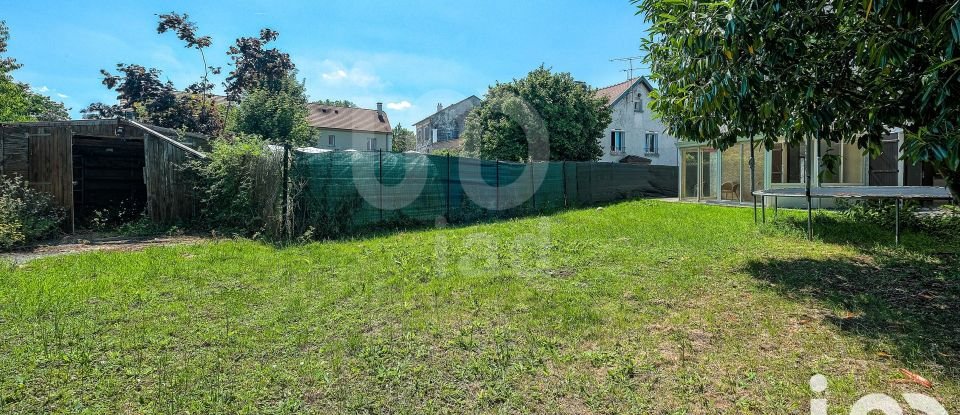 Maison 6 pièces de 152 m² à Coupvray (77700)