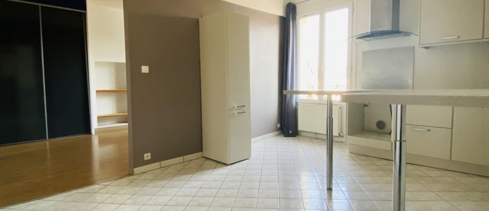 Apartment 2 rooms of 45 m² in Le Havre (76600)