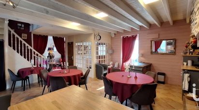 Mansion 8 rooms of 242 m² in Grand-Fougeray (35390)