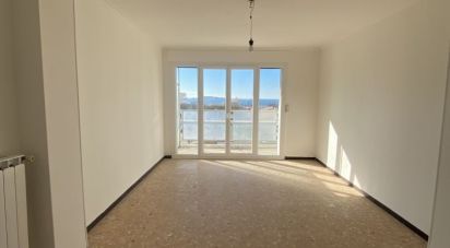 Apartment 5 rooms of 60 m² in Marseille (13003)