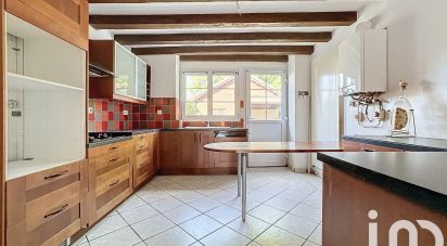 Traditional house 5 rooms of 106 m² in Les Petites-Loges (51400)