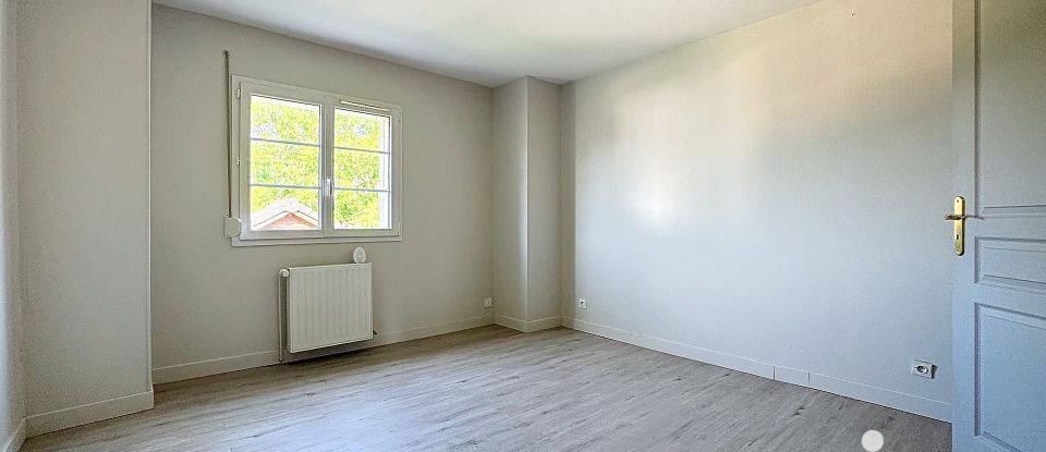 Maison traditionnelle 5 pièces de 120 m² à Les Petites-Loges (51400)