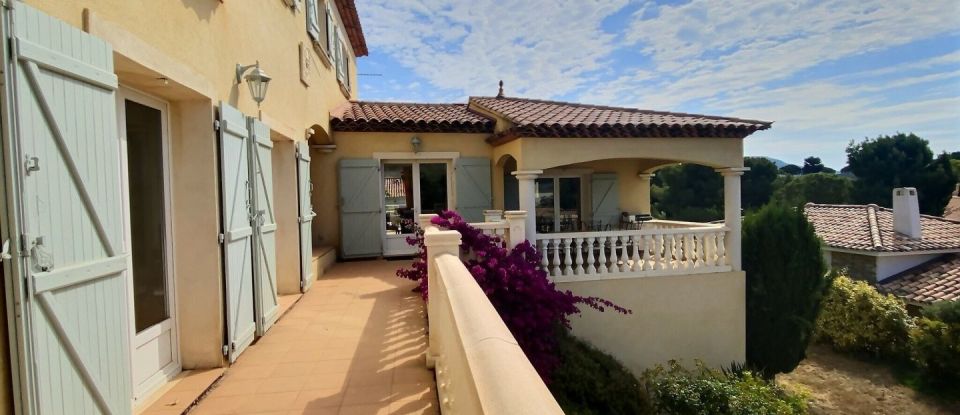 House 6 rooms of 172 m² in Bandol (83150)