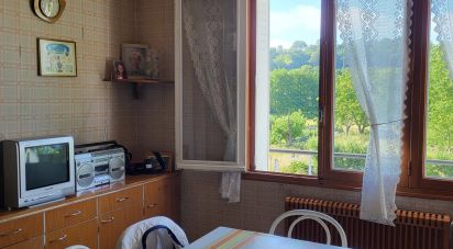 House 5 rooms of 145 m² in Voutré (53600)