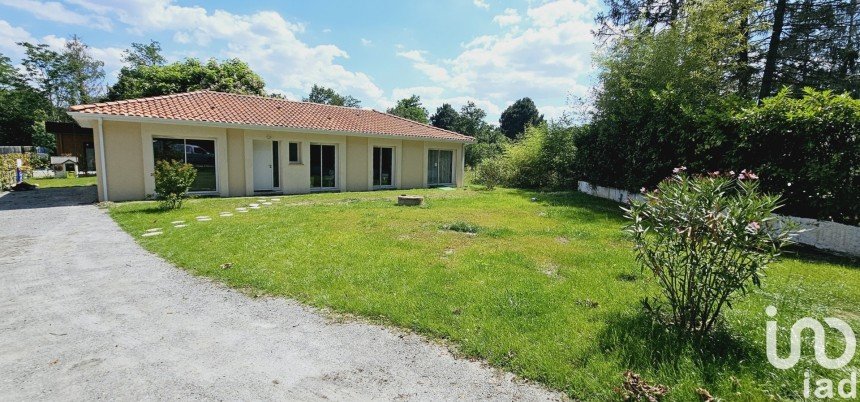 Maison traditionnelle 5 pièces de 115 m² à Pessac (33600)