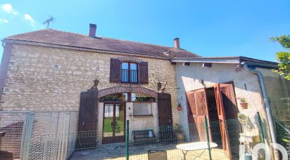 House 7 rooms of 194 m² in Saint-Maurice-le-Vieil (89110)
