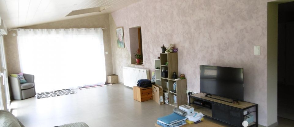 House 10 rooms of 310 m² in Valonne (25190)
