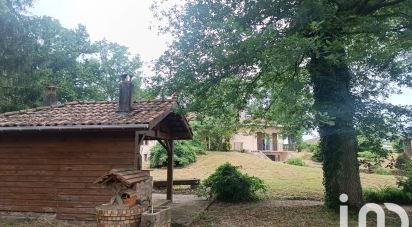Traditional house 8 rooms of 242 m² in Saint-Geours-d'Auribat (40380)