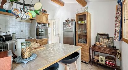 Maison 4 pièces de 85 m² à Arles (13200)