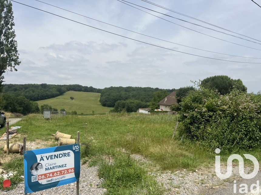 Terrain de 2 449 m² à Pouyastruc (65350)